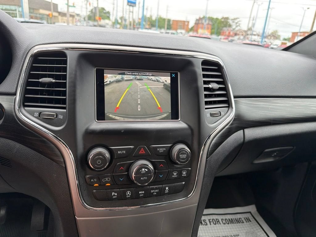 2021 Jeep Grand Cherokee Laredo E 4x4
