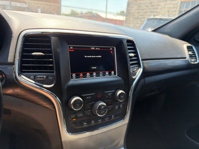 2019 Jeep Grand Cherokee Laredo E 4x4