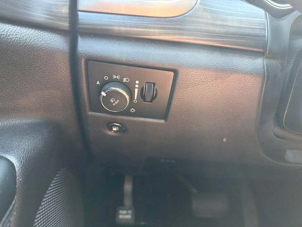 2019 Jeep Grand Cherokee Laredo E 4x4