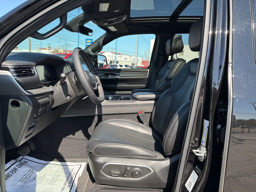 2023 Jeep Wagoneer Series III 4x4