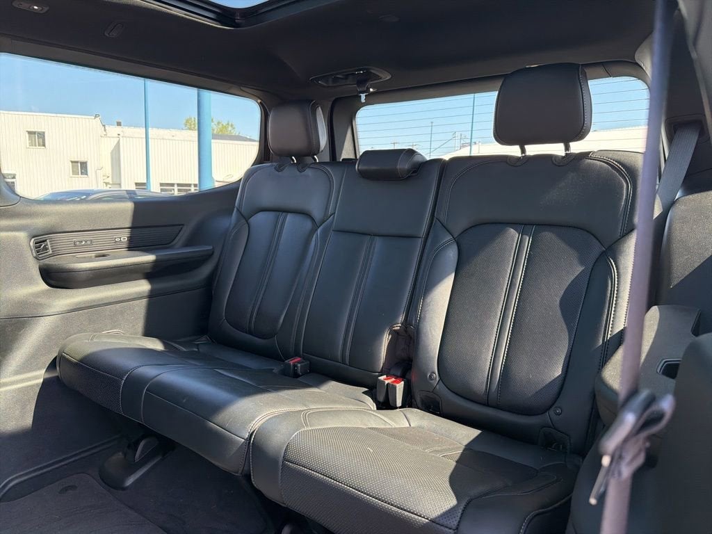 2023 Jeep Wagoneer Series III 4x4