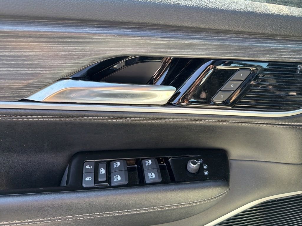 2023 Jeep Wagoneer Series III 4x4