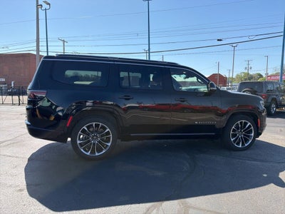 2023 Jeep Wagoneer Series III 4x4
