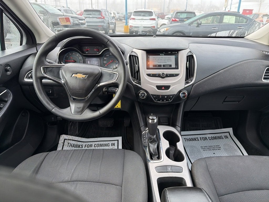 2017 Chevrolet Cruze LS