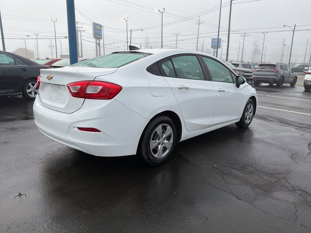 2017 Chevrolet Cruze LS