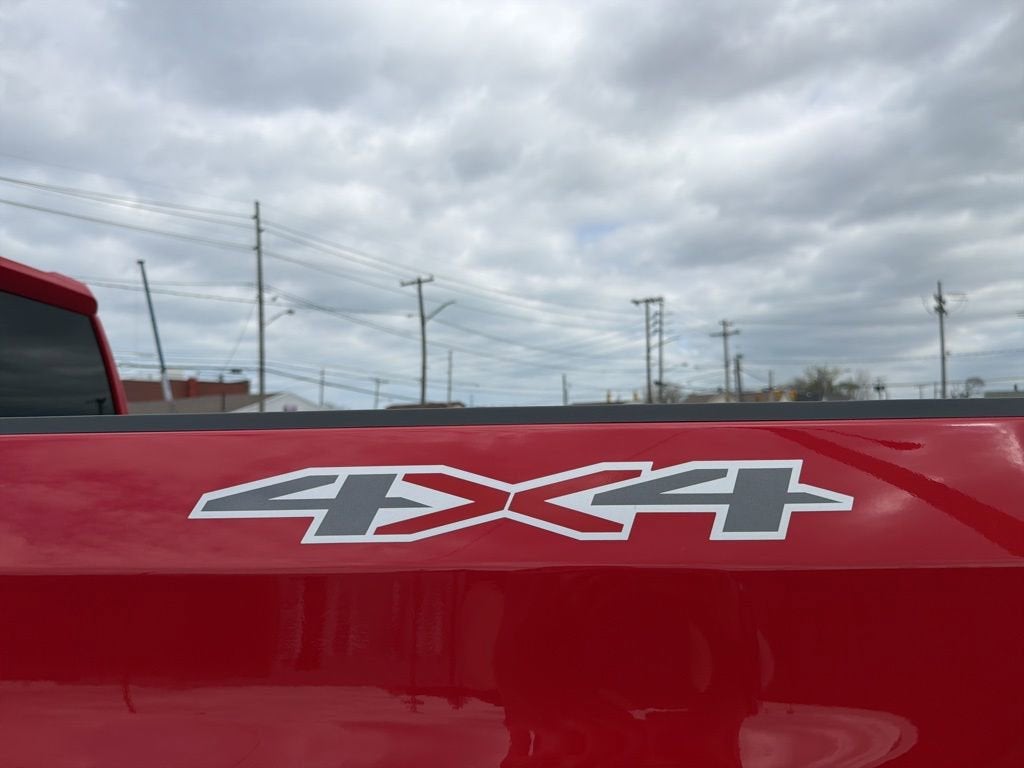 2022 Chevrolet Silverado 1500 LT (2FL)