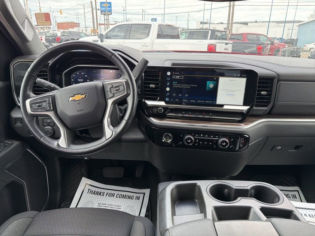 2022 Chevrolet Silverado 1500 LT (2FL)