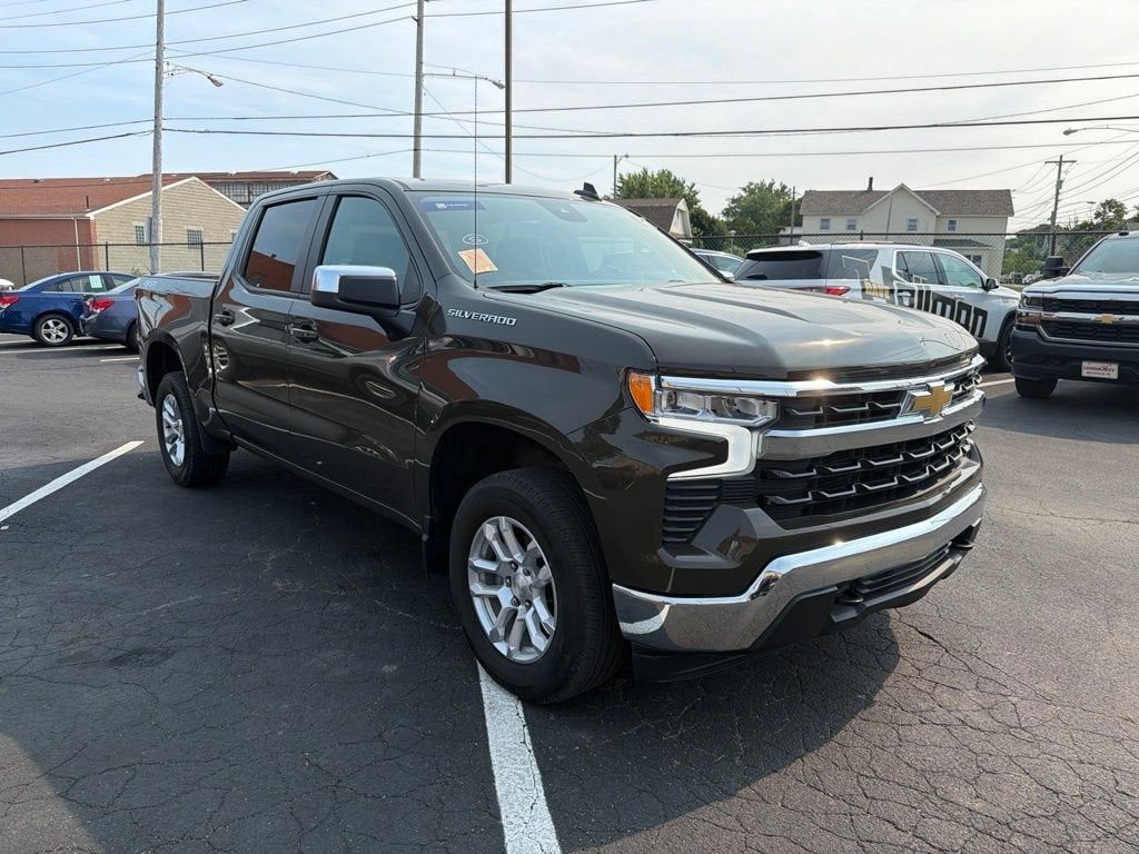 2023 Chevrolet Silverado 1500 LT (2FL)