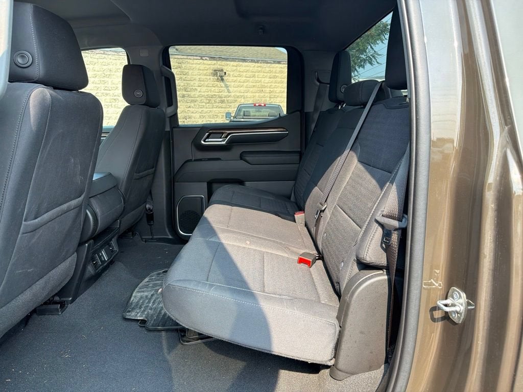 2023 Chevrolet Silverado 1500 LT (2FL)