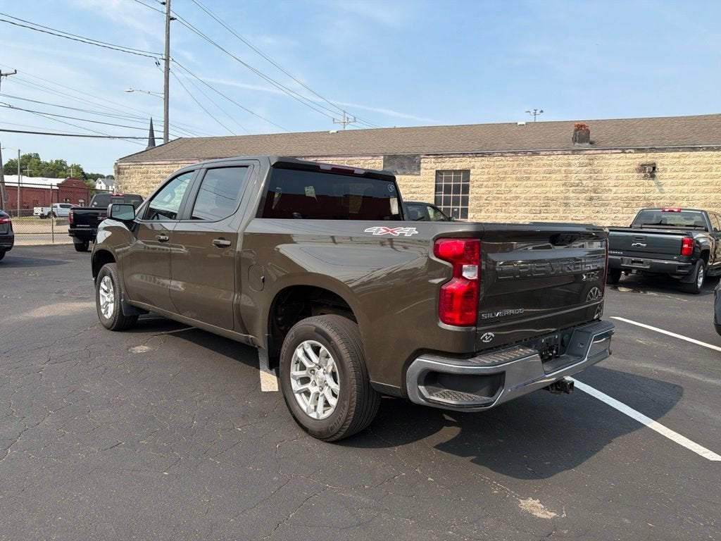2023 Chevrolet Silverado 1500 LT (2FL)