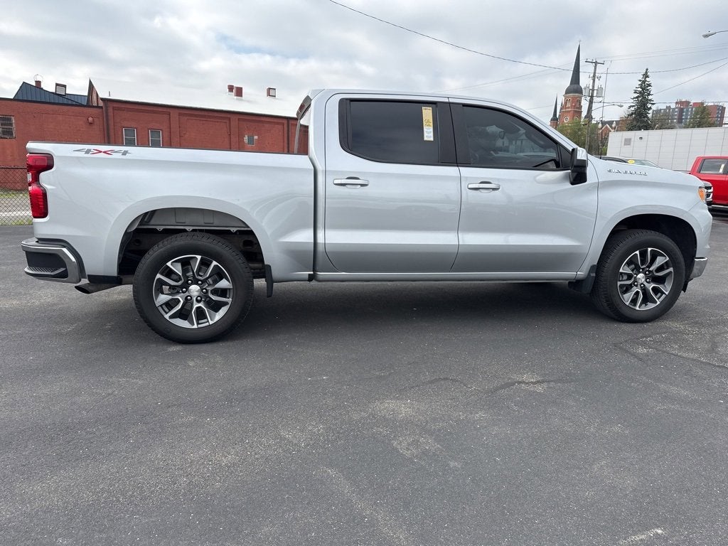 2022 Chevrolet Silverado 1500 LT (2FL)
