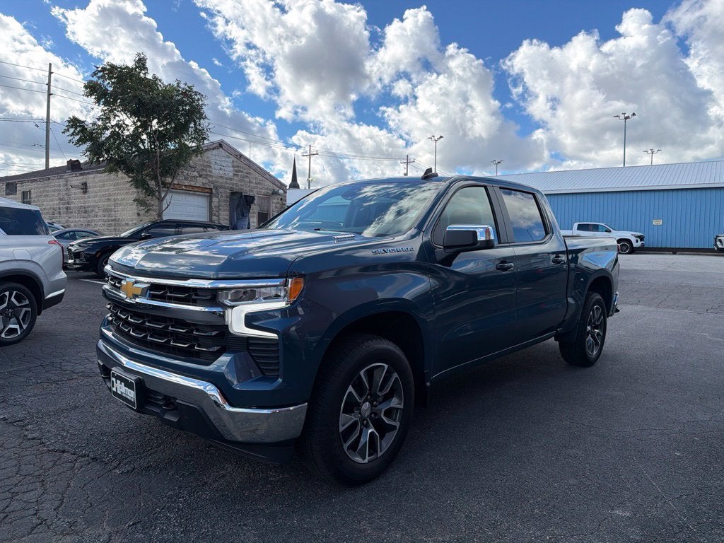 2024 Chevrolet Silverado 1500 LT (2FL)