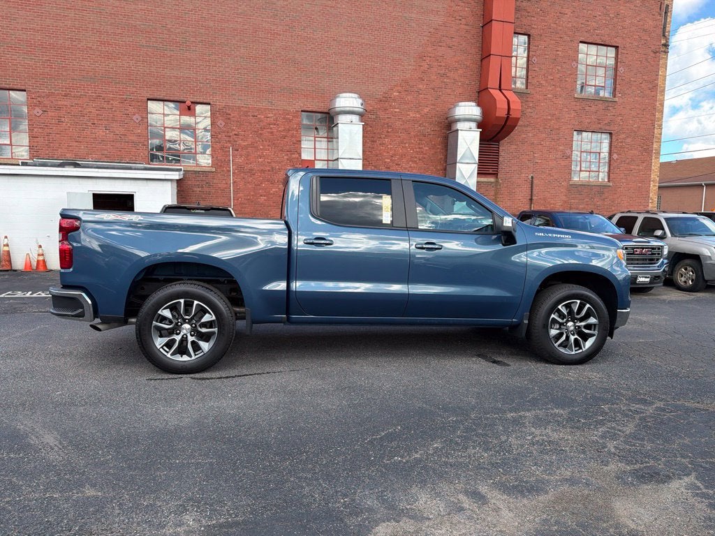 2024 Chevrolet Silverado 1500 LT (2FL)
