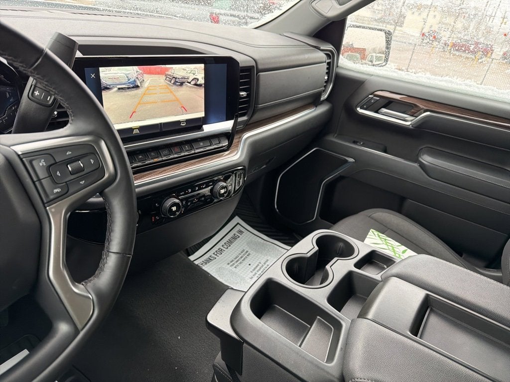 2024 Chevrolet Silverado 1500 LT (2FL)