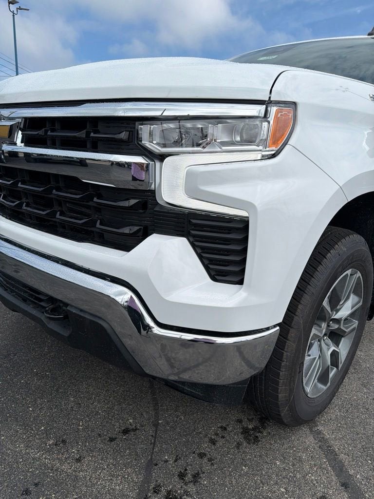 2026 Chevrolet Silverado 1500 LT - Photo 9