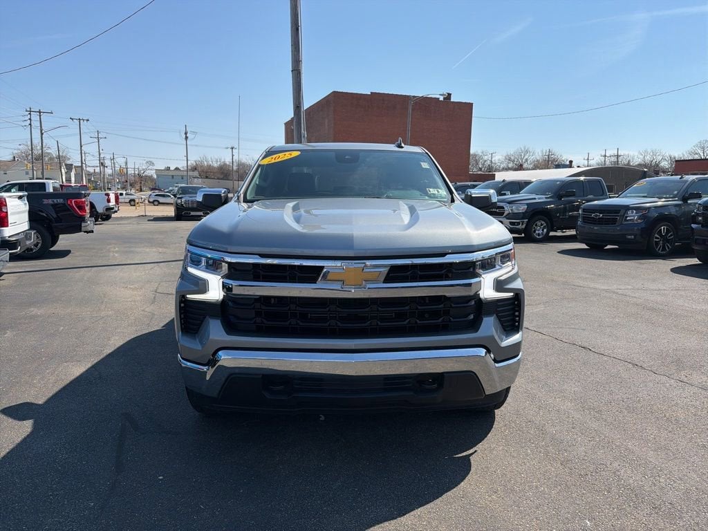 2025 Chevrolet Silverado 1500 LT (2FL)