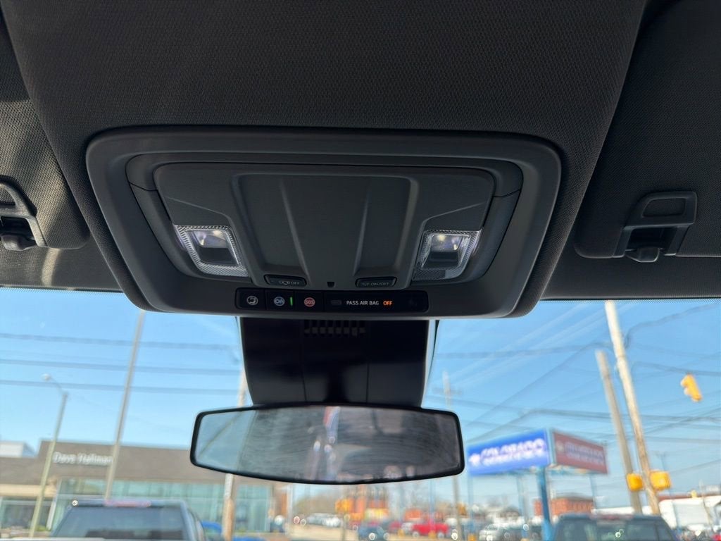 2025 Chevrolet Silverado 1500 LT (2FL)