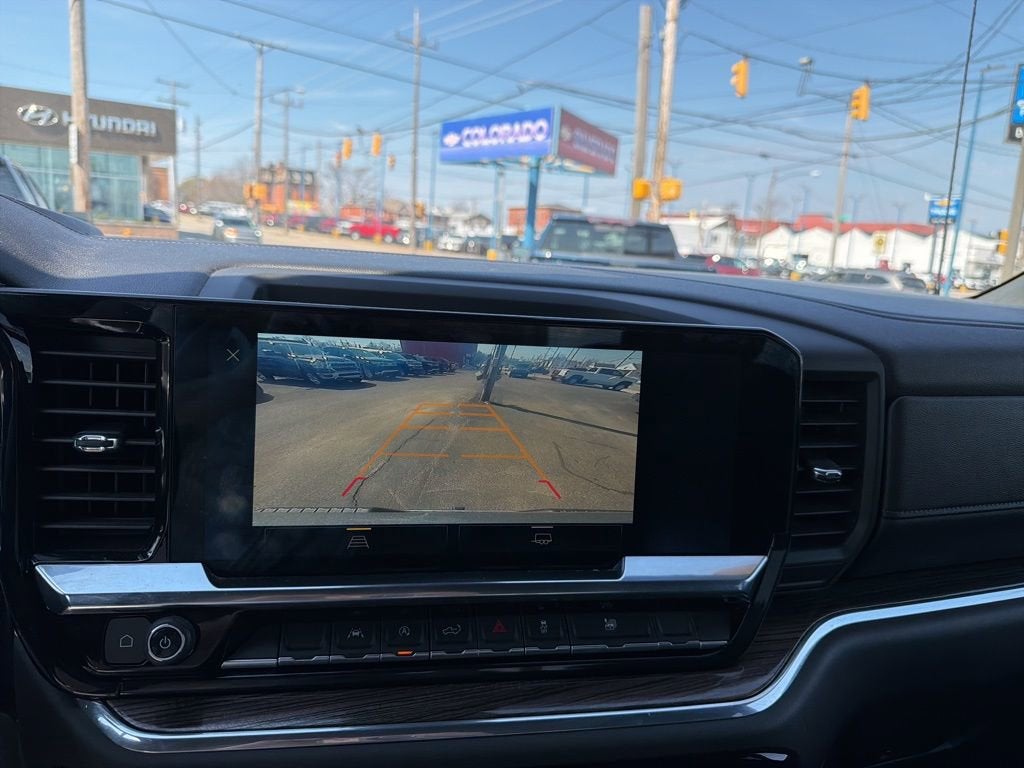 2025 Chevrolet Silverado 1500 LT (2FL)