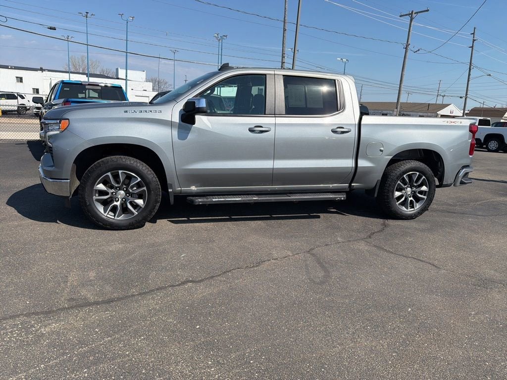 2025 Chevrolet Silverado 1500 LT (2FL)