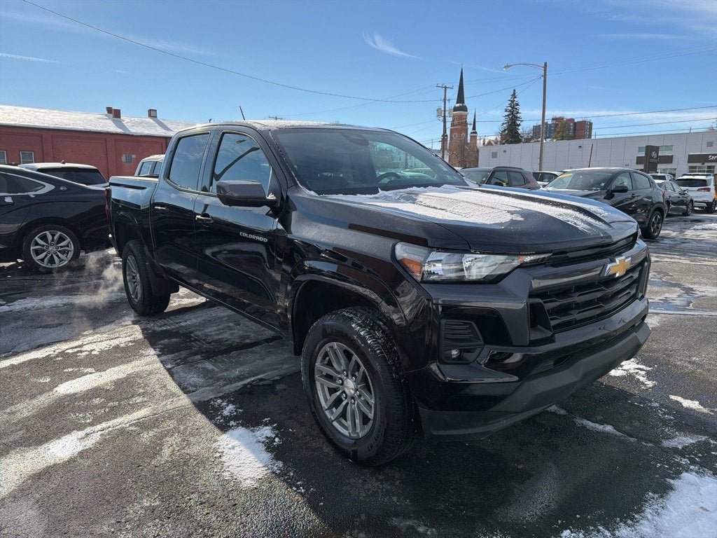 2024 Chevrolet Colorado LT