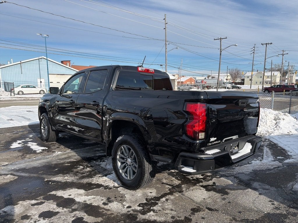 2024 Chevrolet Colorado LT