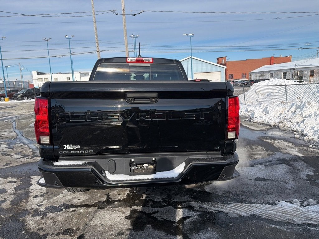2024 Chevrolet Colorado LT