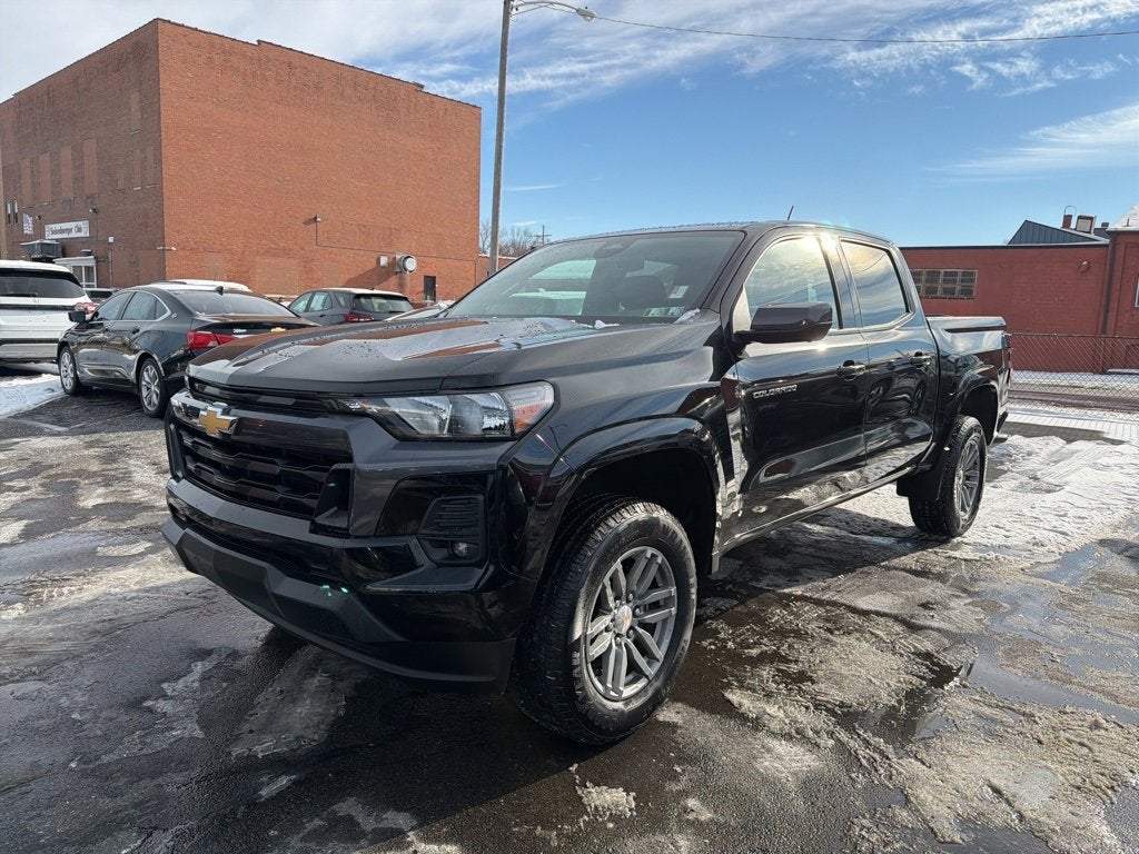 2024 Chevrolet Colorado LT