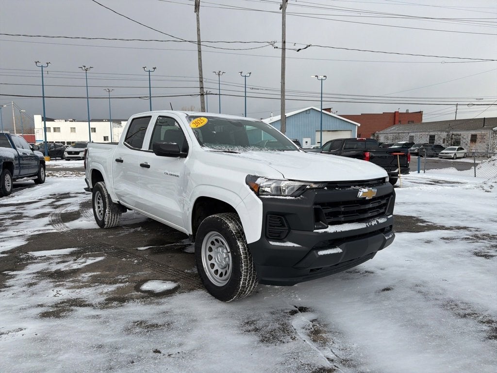 2025 Chevrolet Colorado WT/LT