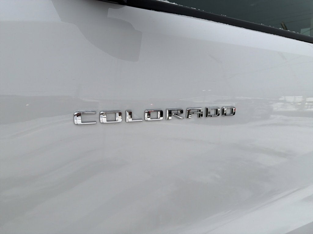 2025 Chevrolet Colorado WT/LT