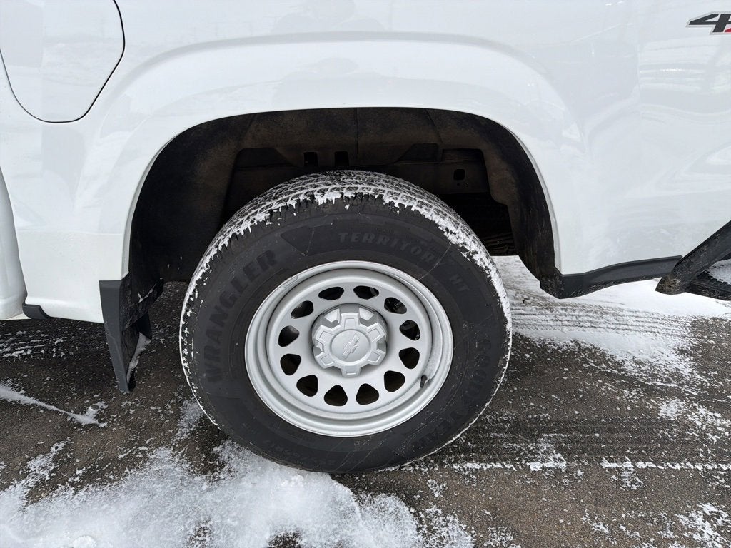 2025 Chevrolet Colorado WT/LT