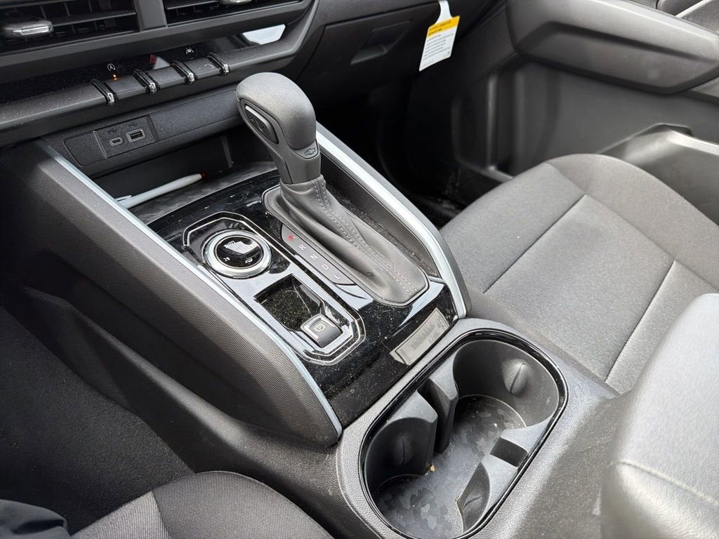 2024 Chevrolet Colorado WT