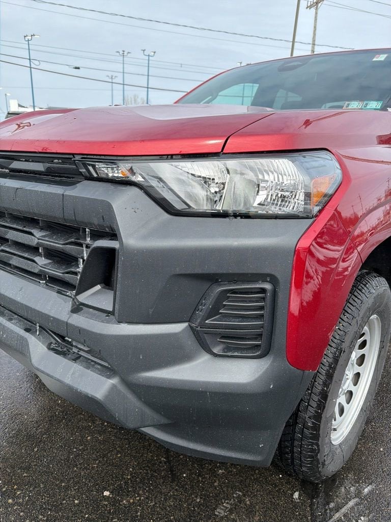 2024 Chevrolet Colorado WT
