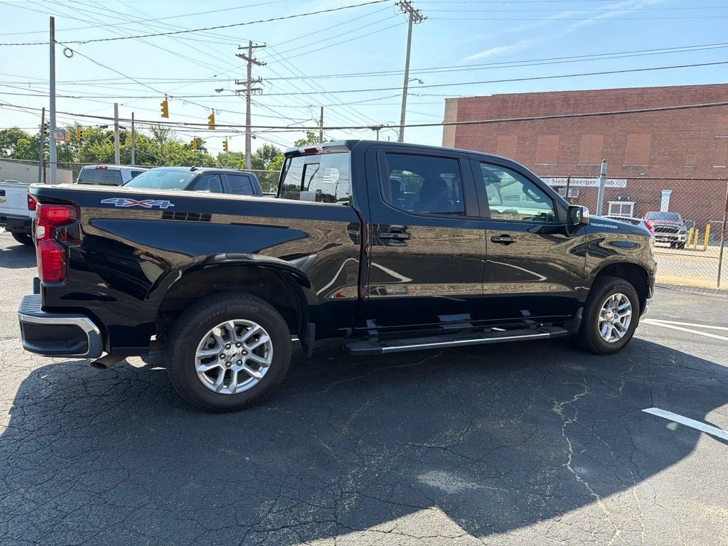 2024 Chevrolet Silverado 1500 LT