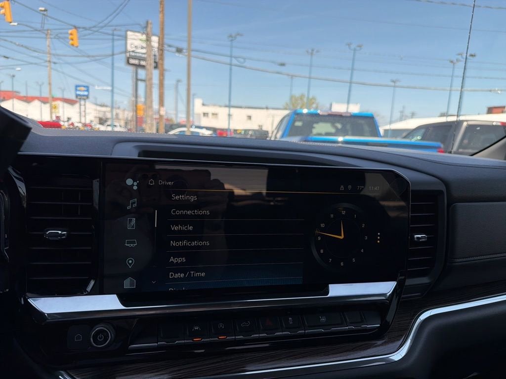 2025 Chevrolet Silverado 1500 LT