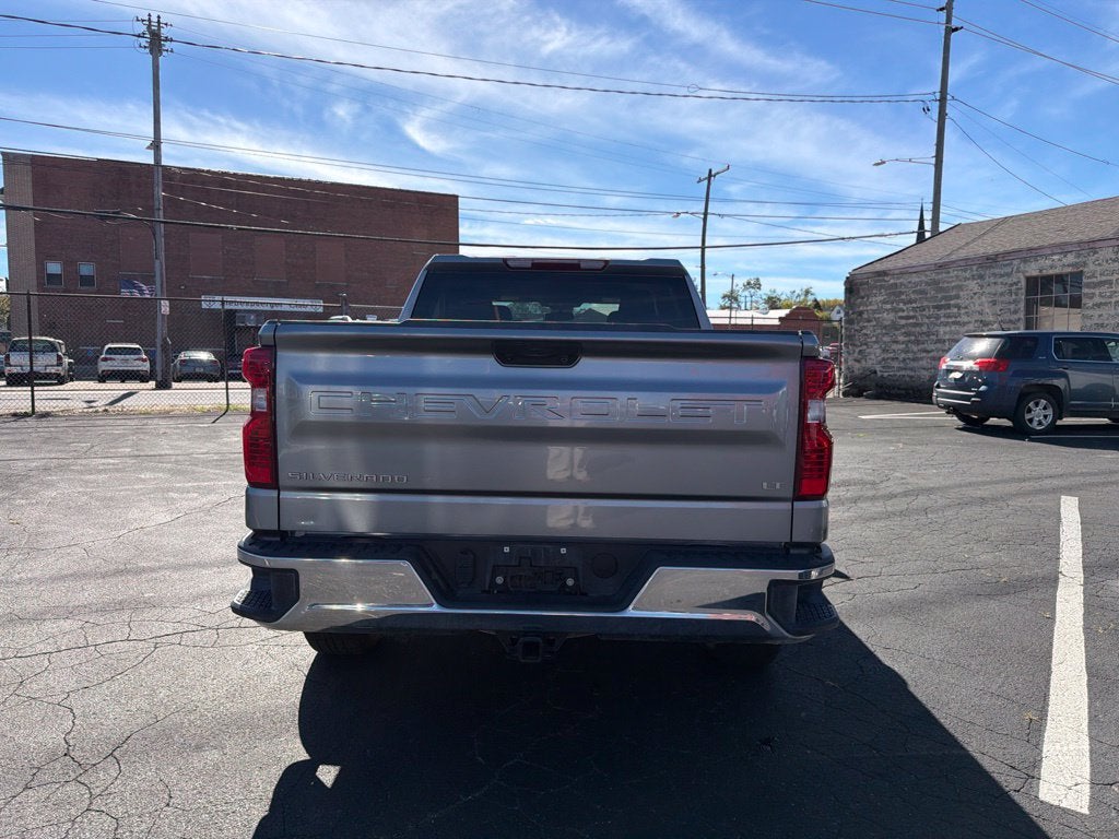 2025 Chevrolet Silverado 1500 LT