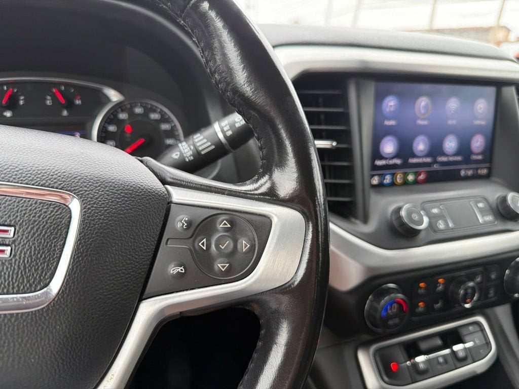 2020 GMC Acadia SLE