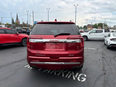 2023 GMC Acadia Denali