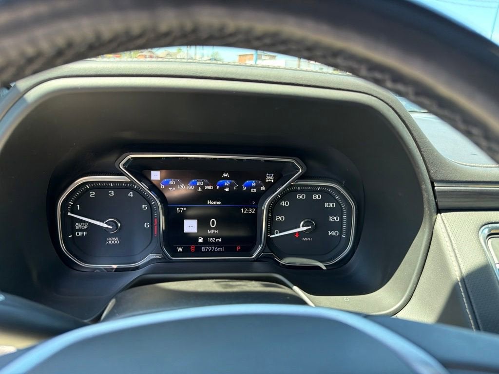 2021 GMC Yukon SLT