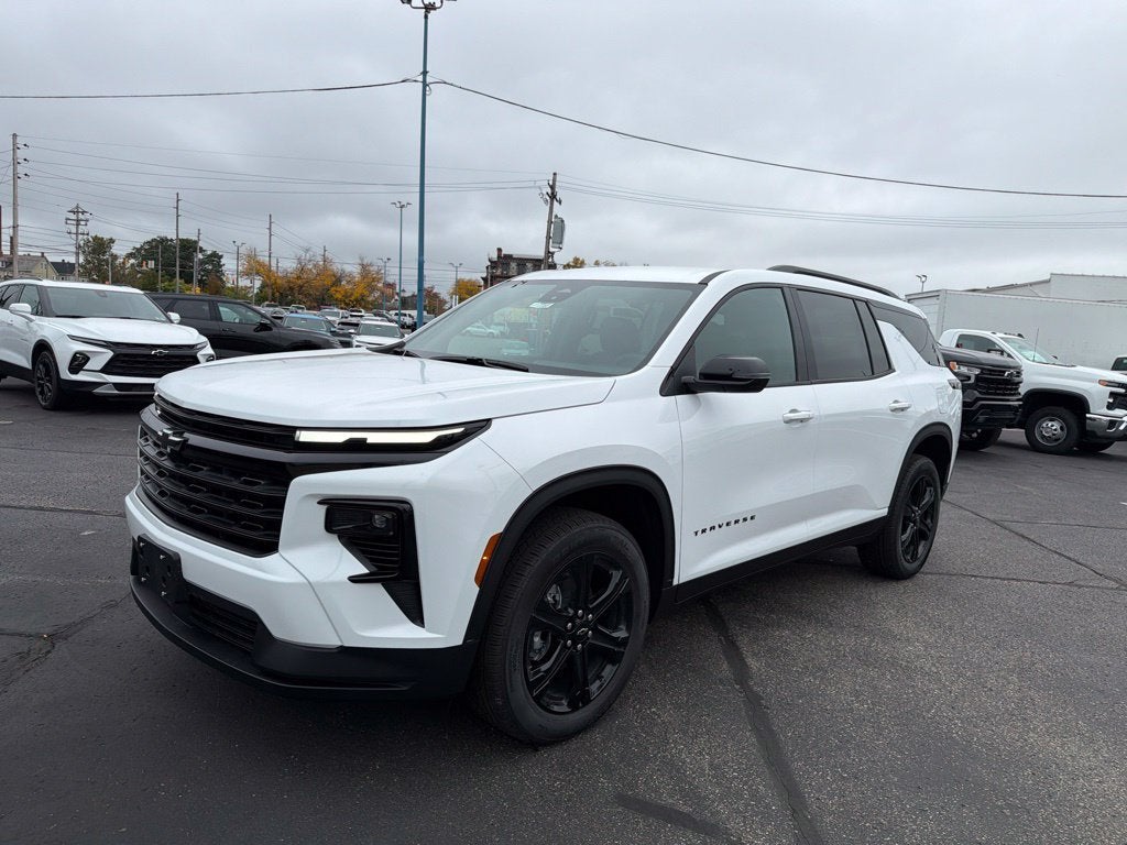 2027 Chevrolet Traverse LT