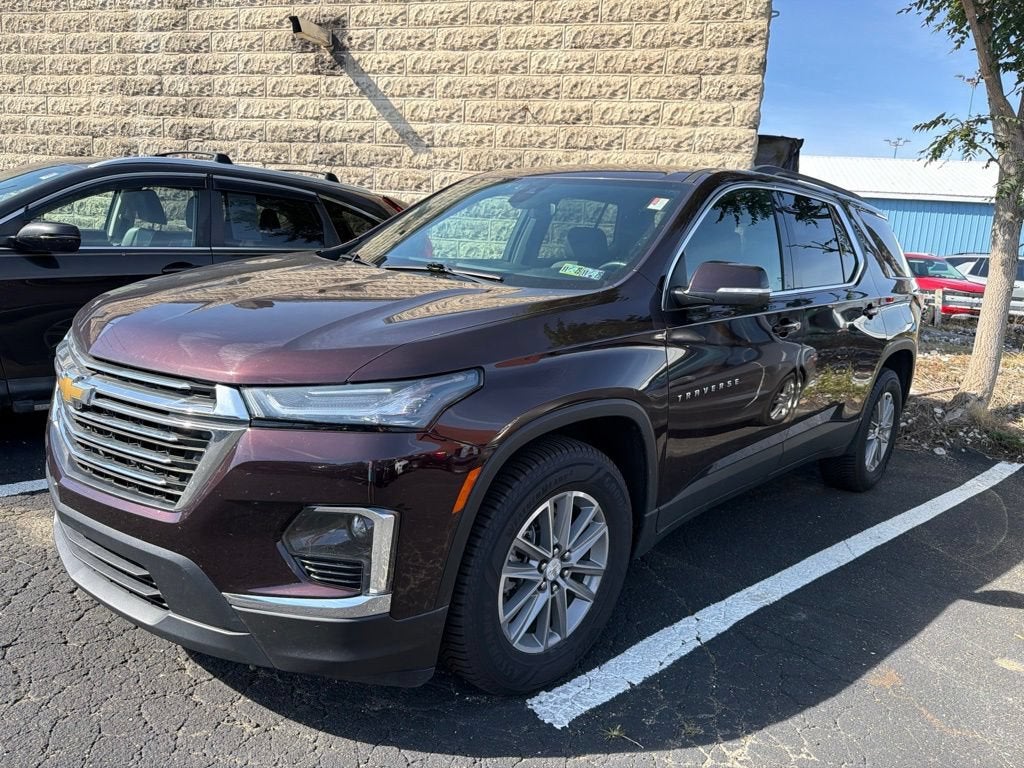 2023 Chevrolet Traverse LT Cloth