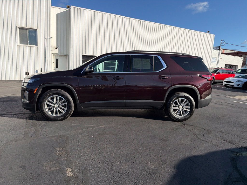 2023 Chevrolet Traverse LT Cloth