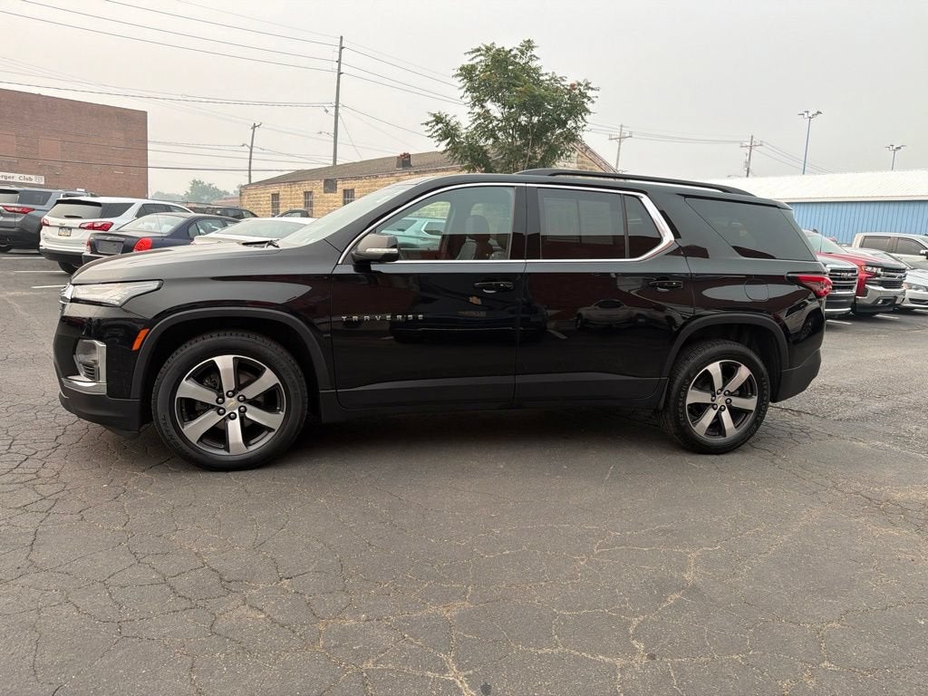 2023 Chevrolet Traverse LT Leather