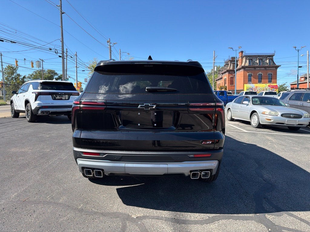 2027 Chevrolet Traverse Z71 - Photo 6