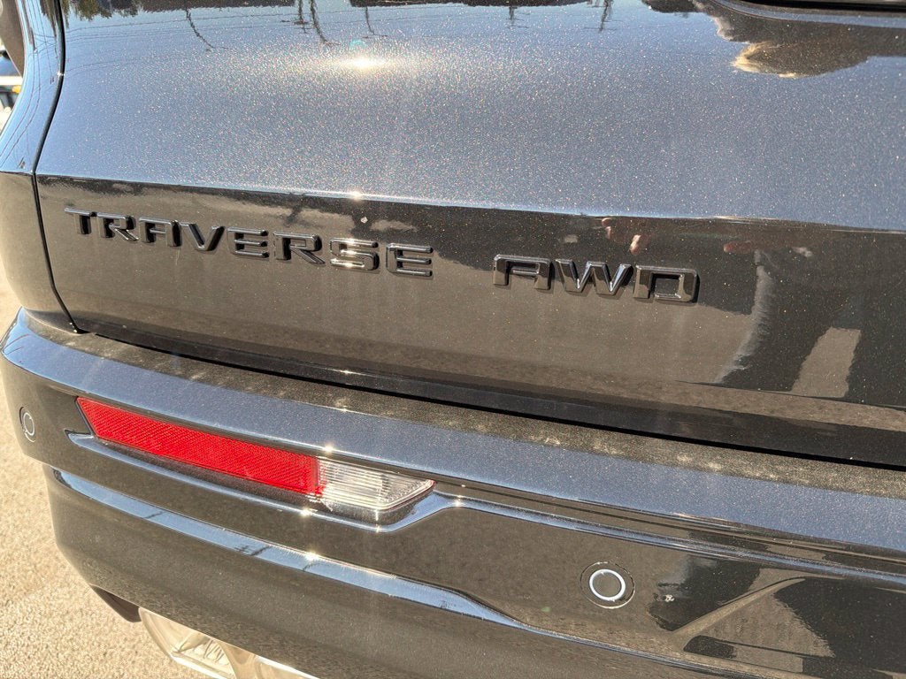 2027 Chevrolet Traverse RS