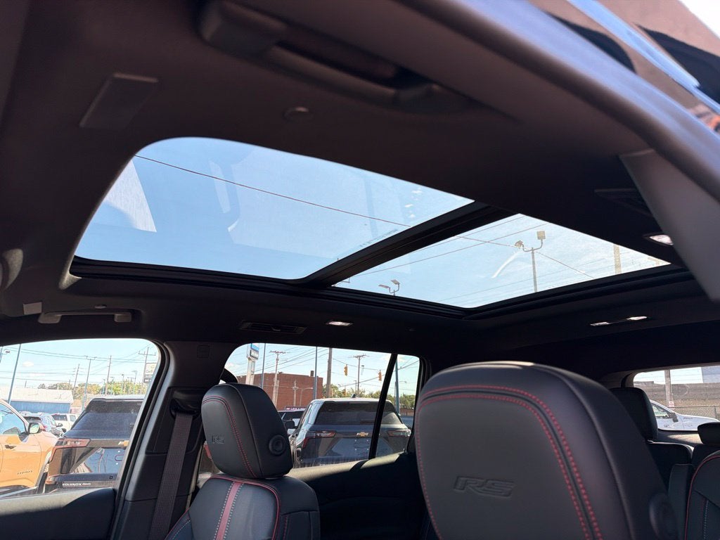 2027 Chevrolet Traverse RS