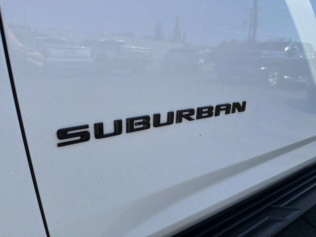2024 Chevrolet Suburban RST
