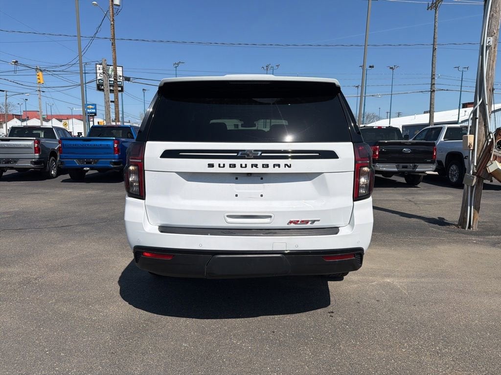 2024 Chevrolet Suburban RST