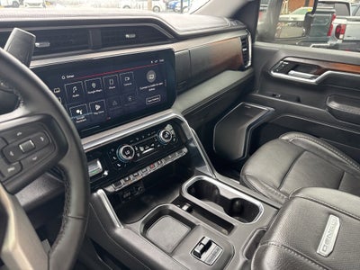 2024 GMC Sierra 2500 HD Denali