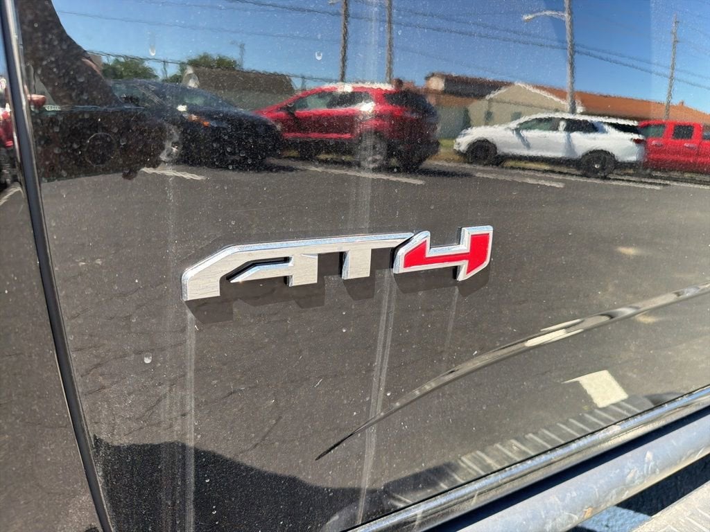2021 GMC Canyon 4WD AT4 w/Leather