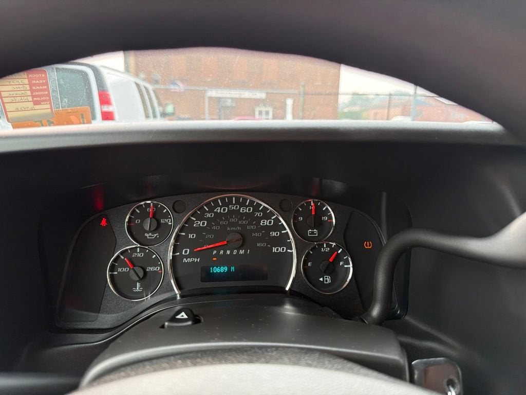 2025 GMC Savana Cargo Work Van